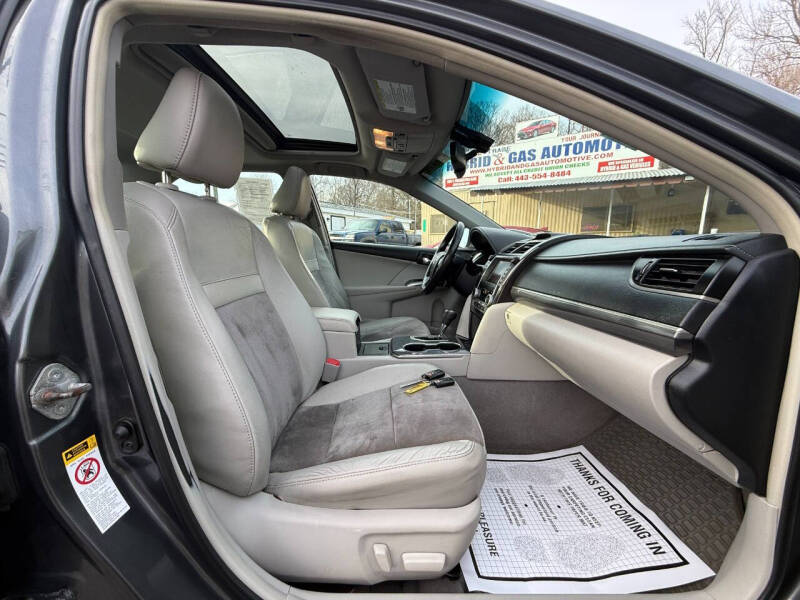 2012 Toyota Camry Hybrid XLE