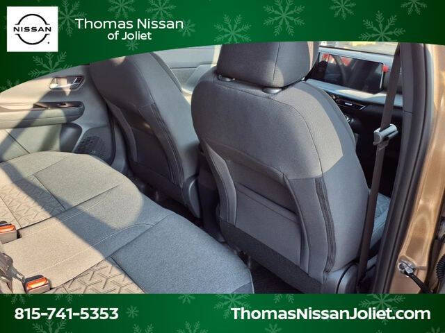 2025 Nissan Kicks SV