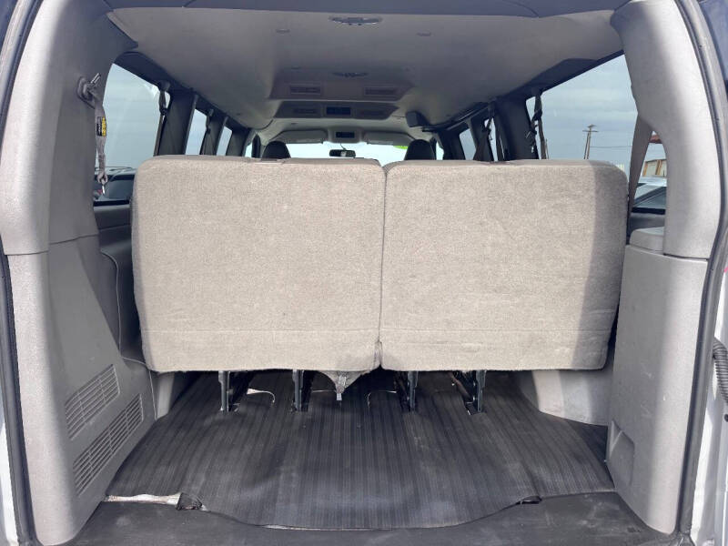 2017 Chevrolet Express LS 2500
