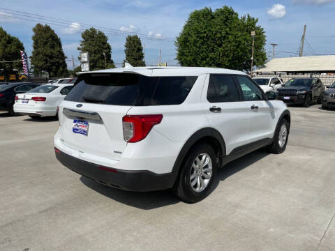 2020 Ford Explorer
