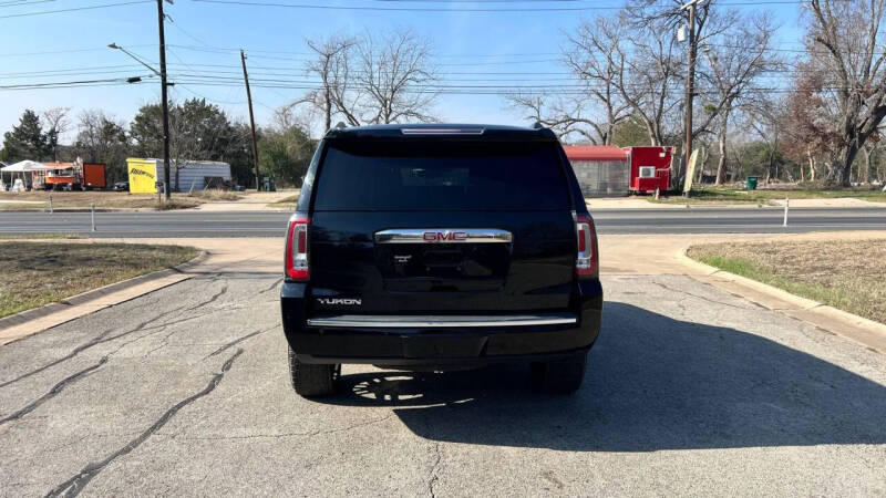 2017 GMC Yukon Denali