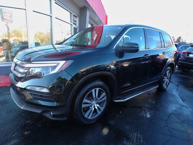 2016 Honda Pilot EX's photo