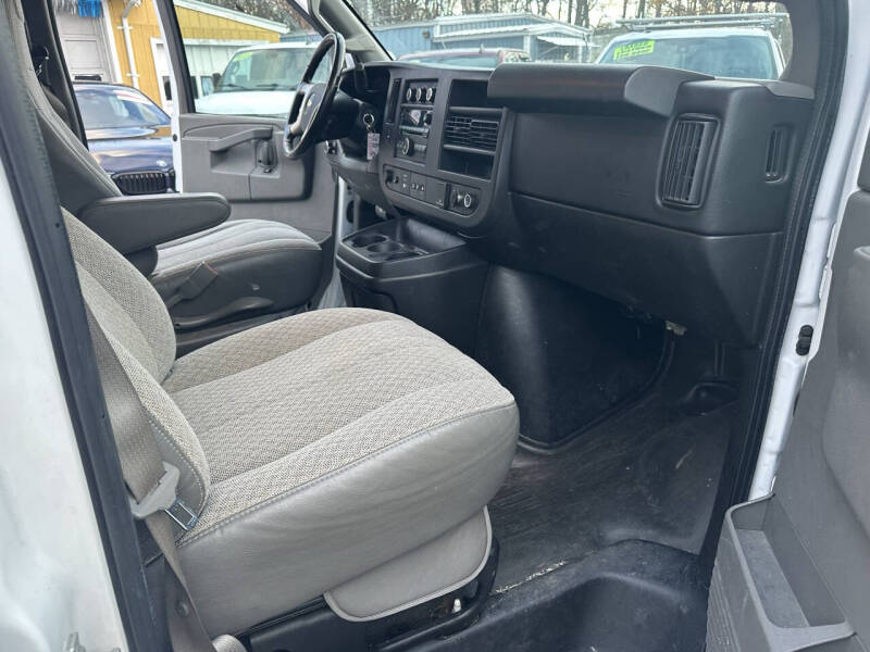 2016 Chevrolet Express 2500