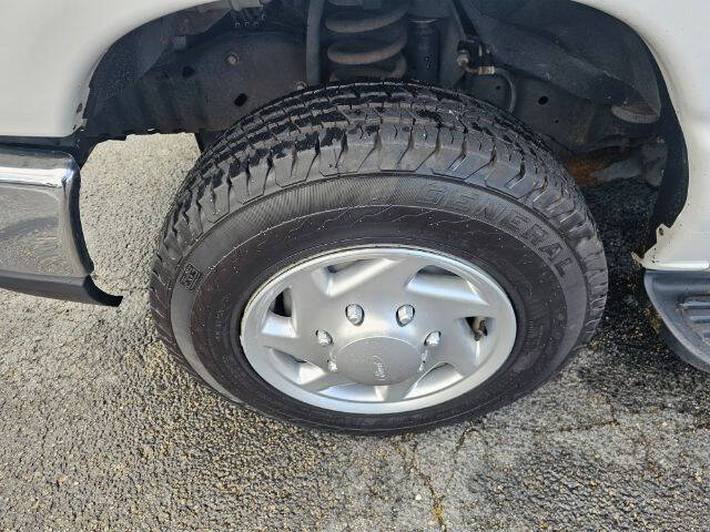 2011 Ford E-Series E-350 SD XLT