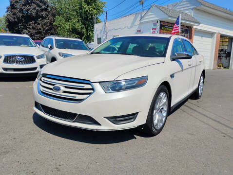 2017 Ford Taurus Limited