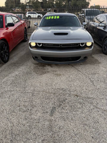 2015 Dodge Challenger SXT