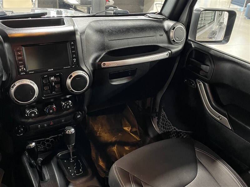 2016 Jeep Wrangler Unlimited Sahara