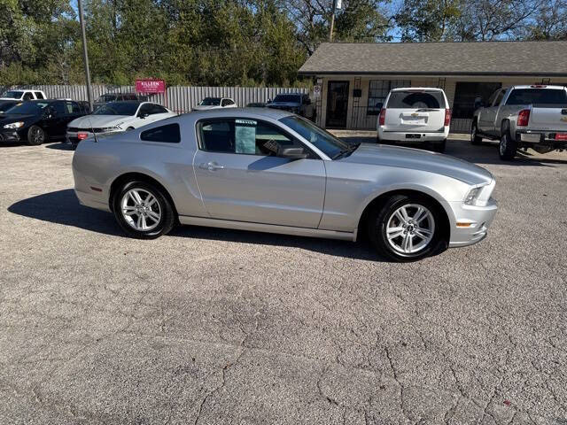 2014 Ford Mustang V6