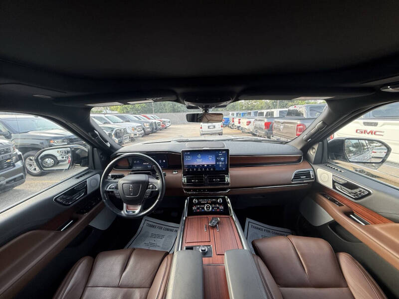 2023 Lincoln Navigator Reserve