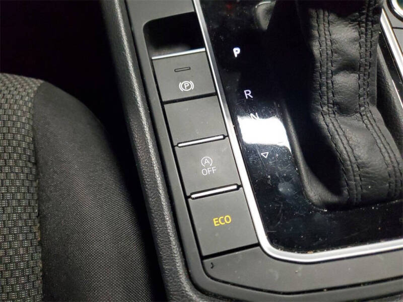 2020 Volkswagen Jetta R-Line