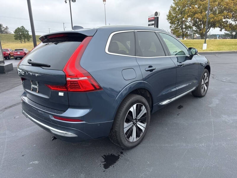 2023 Volvo XC60 Recharge T8 Plus Bright Theme