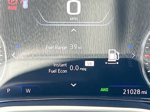 2023 GMC Acadia AT4