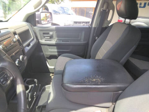 2012 RAM 1500 ST