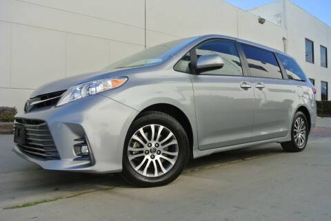 2018 Toyota Sienna for sale at New City Auto - Retail Inventory in South El Monte CA