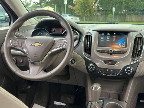 2017 Chevrolet Cruze LT Auto