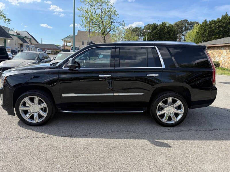 2017 Cadillac Escalade Luxury