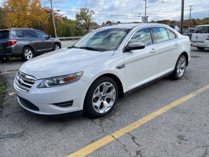 2012 Ford Taurus for sale at Lakeshore Auto Wholesalers in Amherst OH