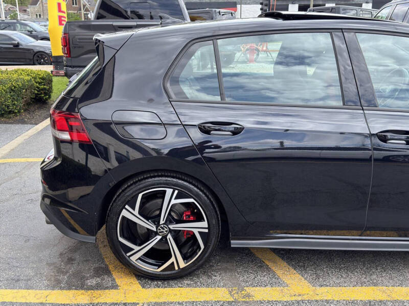2024 Volkswagen Golf GTI SE