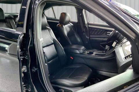2018 Ford Taurus SEL