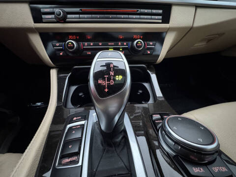 2016 BMW 5 Series 528i xDrive