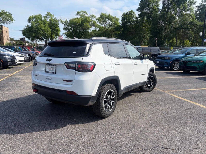 2025 Jeep Compass Trailhawk