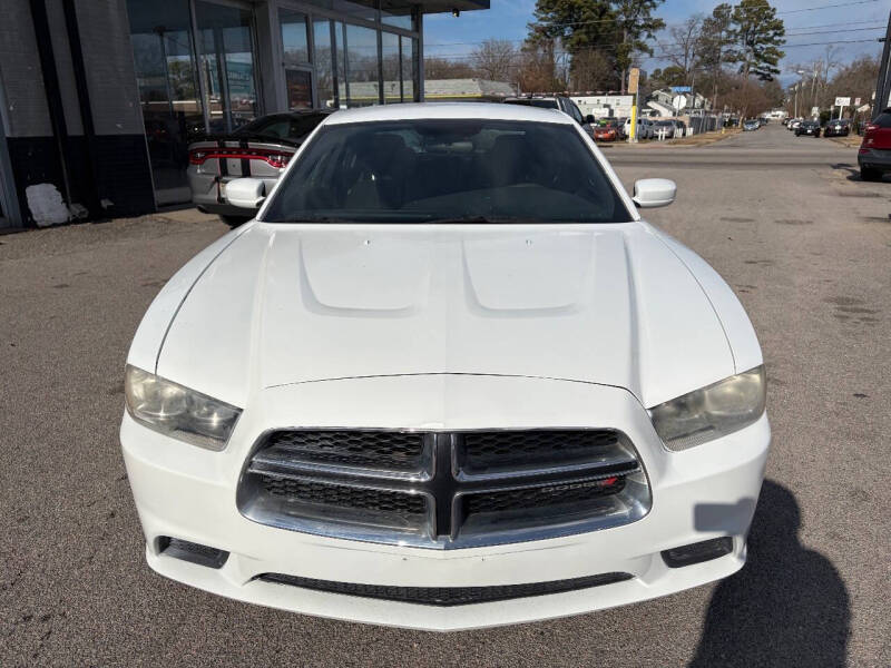 2013 Dodge Charger SE
