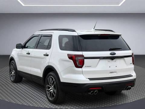 2018 Ford Explorer Sport