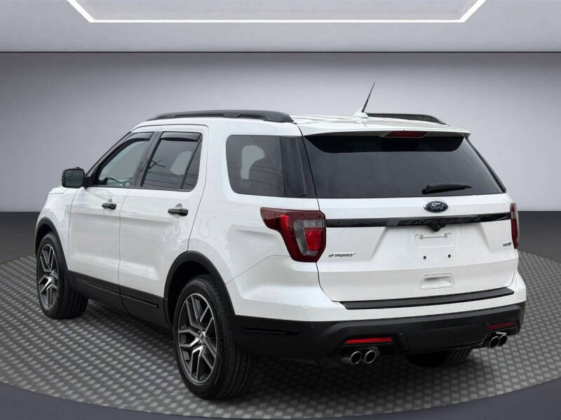 2018 Ford Explorer Sport