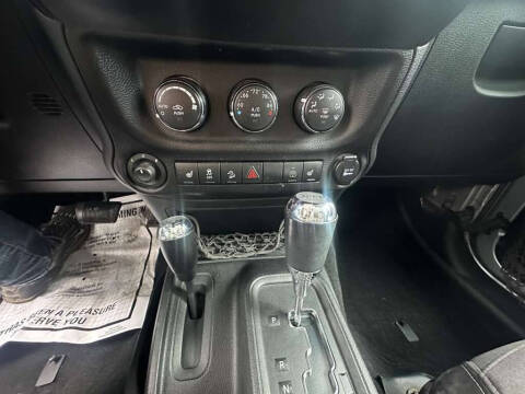 2013 Jeep Wrangler Unlimited Sahara