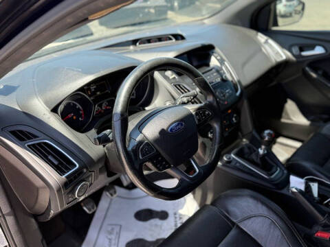 2017 Ford Focus ST