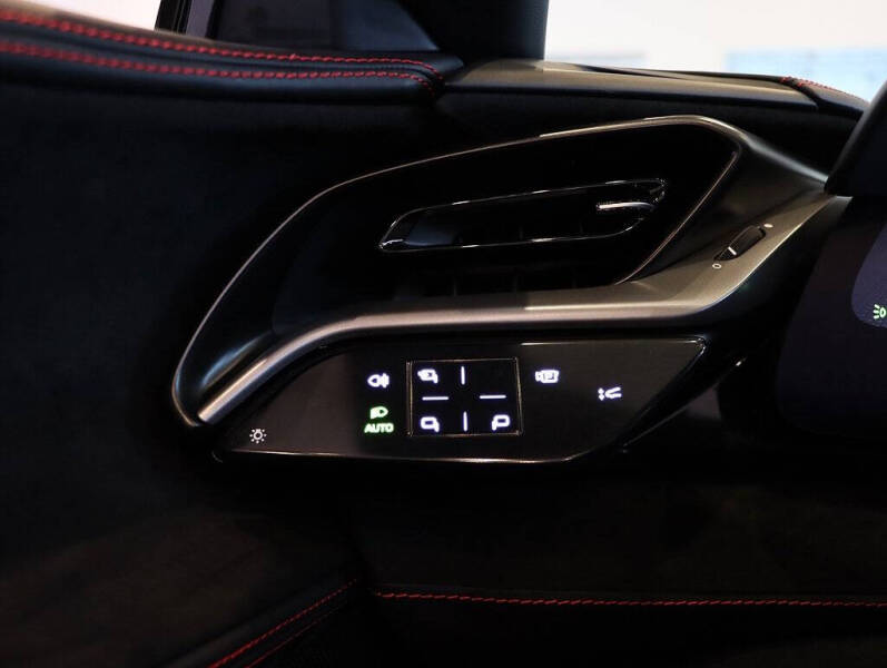 2023 Ferrari SF90 Spider