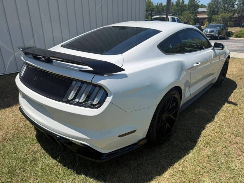 2016 Ford Mustang V6