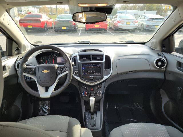 2020 Chevrolet Sonic LT