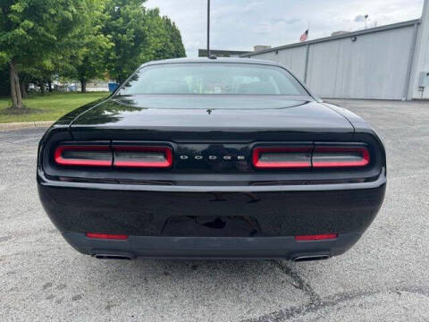2015 Dodge Challenger SXT