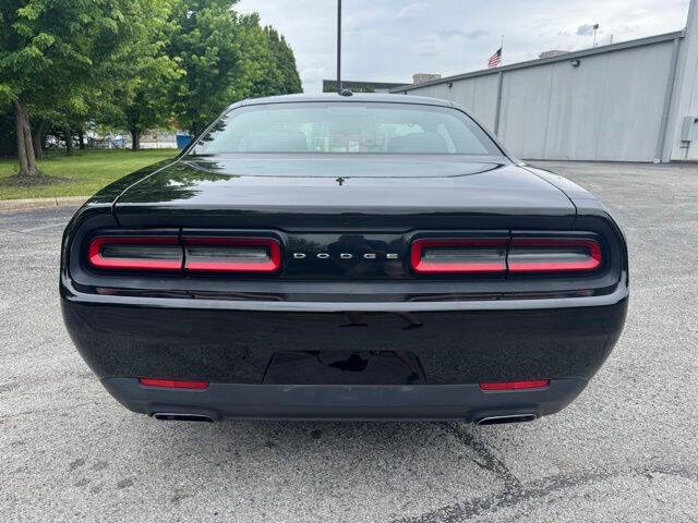 2015 Dodge Challenger SXT