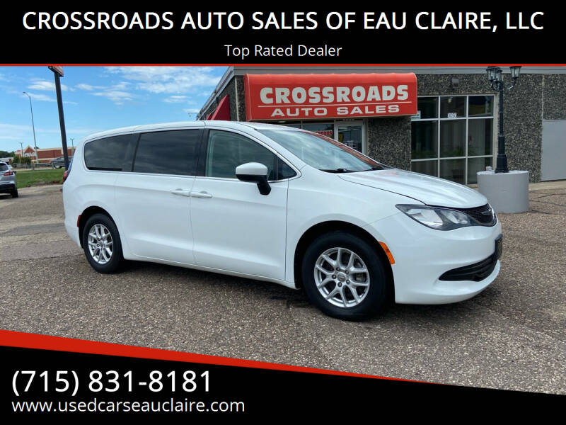 2018 Chrysler Pacifica for sale at CROSSROADS AUTO SALES OF EAU CLAIRE, LLC in Eau Claire WI