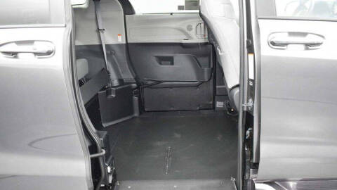 2024 Toyota Sienna XLE 7-Passenger