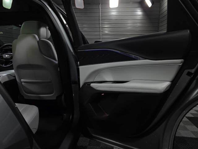 2024 Cadillac LYRIQ Sport 1