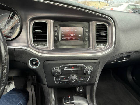 2015 Dodge Charger SE