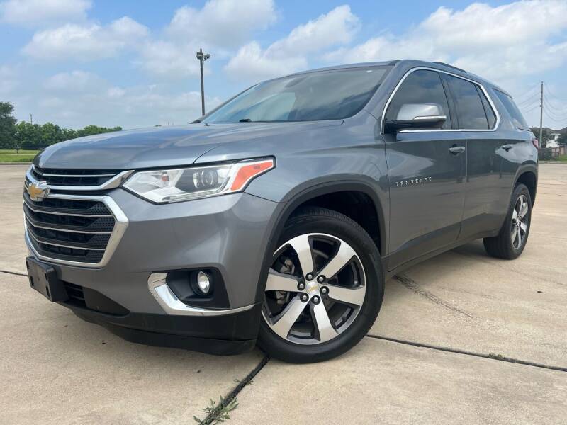 2018 Chevrolet Traverse for sale at AUTO DIRECT Bellaire in Houston TX