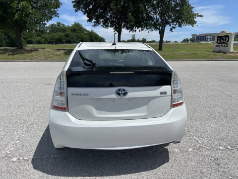 2010 Toyota Prius III