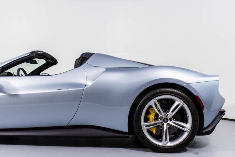 2025 Ferrari 296 GTS