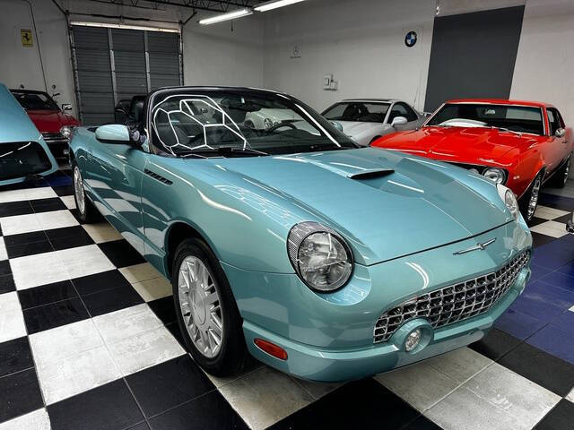 2002 Ford Thunderbird Deluxe