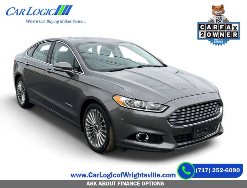 Ford Fusion's photo