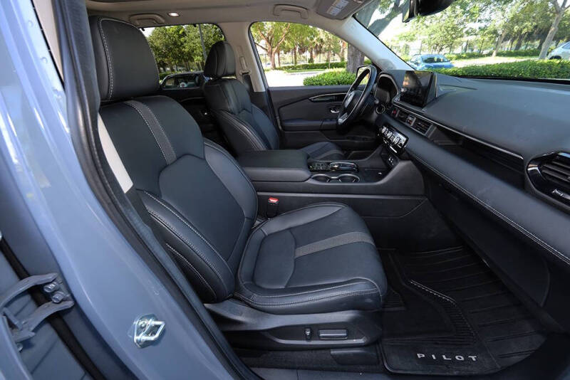 2025 Honda Pilot Touring