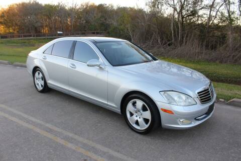2007 Mercedes-Benz S-Class for sale at Clear Lake Auto World in League City TX