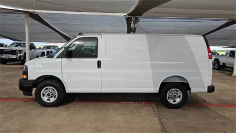 2024 GMC Savana 2500