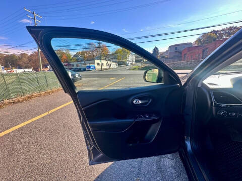 2019 Jeep Cherokee Altitude