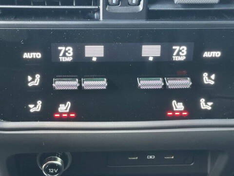 2024 Porsche Cayenne Coupe