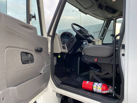 2019 International DuraStar 4300